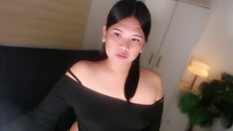 Snapshot of kayleepinay chatting on 8, 6, 2026 Y O U R F U T U R E K A Y L E E online show from 8, 6, 2026