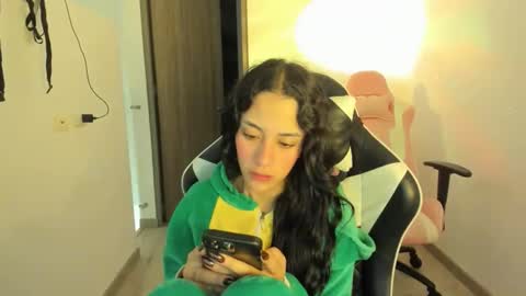 kaylie online show from 18, 11, 2025