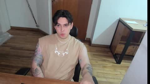 Snapshot of kaynn_b chatting on 29, 1, 2025 kaynn_b online show from 29, 1, 2025