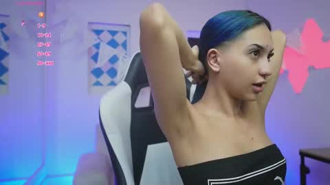 Kayra online show from 6, 10, 2025