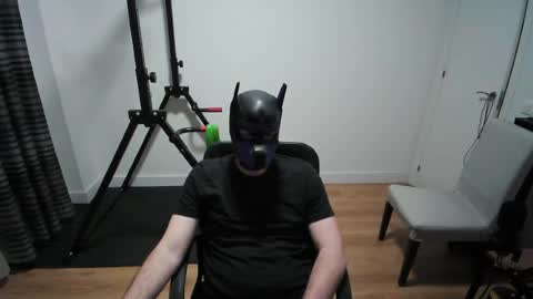 Neon online show from 24, 3, 2026