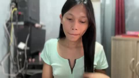 Its me Cora online show from 17, 12, 2025