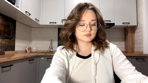 Snapshot of keeshatenn chatting on 28, 2, 2026 Velma online show from 28, 2, 2026