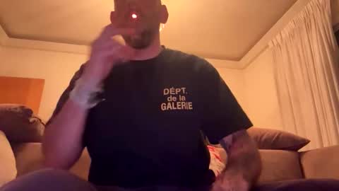 keexxx690900 online show from 10, 5, 2026