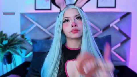 Keidy Monday to Saturday from 200 pm to 810pm  UTC-5 Colombia Time online show from 28, 10, 2025