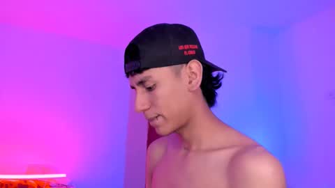 Alejandro Gonzalez online show from 18, 11, 2025