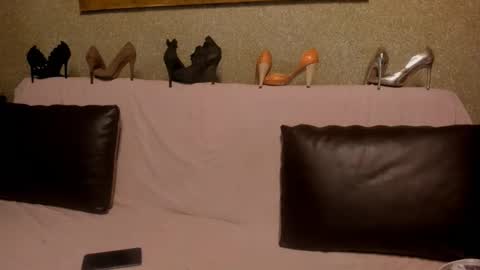 Snapshot of keira_neill chatting on 27, 11, 2025 Kenya online show from 27, 11, 2025