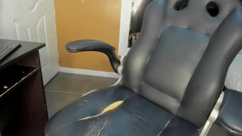 Snapshot of keisy_sanchez chatting on 27, 11, 2025 keisy_sanchez online show from 27, 11, 2025