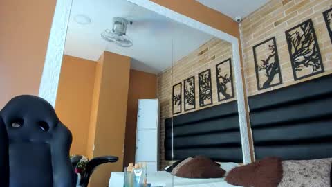 Snapshot of keisy_sanchez chatting on 14, 1, 2026 keisy_sanchez online show from 14, 1, 2026