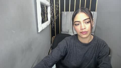  K E I Z Y  online show from 17, 12, 2024