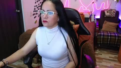 Snapshot of keka_teiku chatting on 26, 4, 2026 keka_teiku online show from 26, 4, 2026