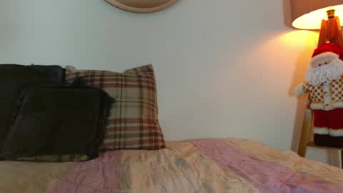 Snapshot of keket_smith chatting on 9, 12, 2024 Keket online show from 9, 12, 2024