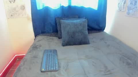Snapshot of keket_smith chatting on 19, 9, 2025 Keket online show from 19, 9, 2025