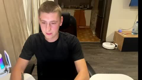 keksik__ online show from 18, 7, 2026