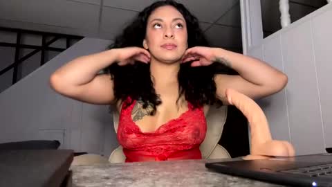 kelinax12 online show from 19, 12, 2024