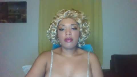 Snapshot of kelliecapri chatting on 10, 6, 2026 Kellie online show from 10, 6, 2026