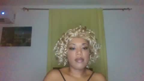 Snapshot of kelliecapri chatting on 18, 6, 2026 Kellie online show from 18, 6, 2026