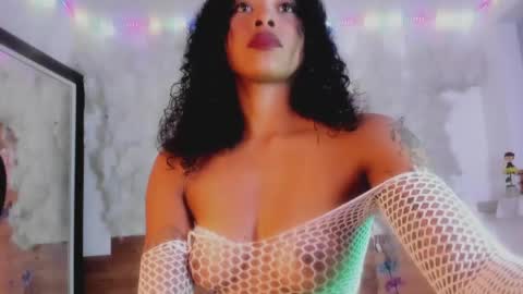 kelly__thomson online show from 11, 2, 2025