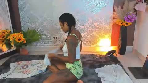 kelly__thomson online show from 21, 9, 2025