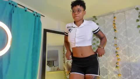 kelly__thomson online show from 1, 6, 2026