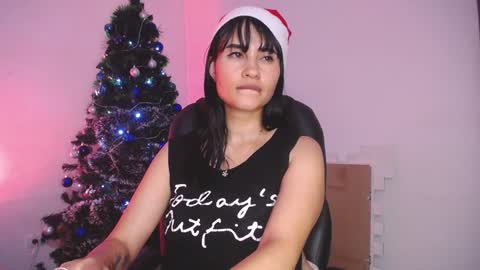 Snapshot of kelly_richardson1 chatting on 19, 12, 2024 elena online show from 19, 12, 2024