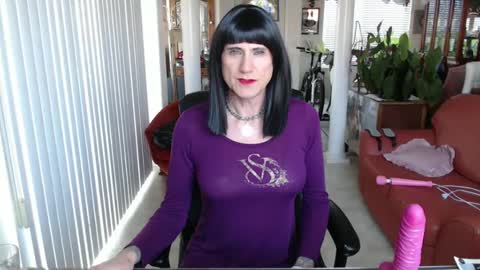 Snapshot of kellyannelynn chatting on 25, 1, 2025 kellyanne Lynn but please call me fucktoy online show from 25, 1, 2025