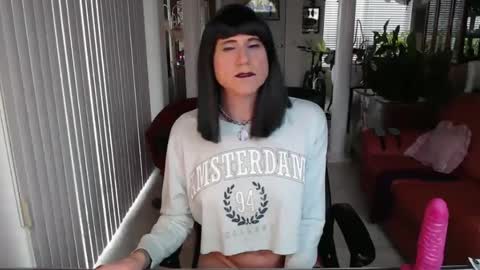 Snapshot of kellyannelynn chatting on 27, 1, 2025 kellyanne Lynn but please call me fucktoy online show from 27, 1, 2025