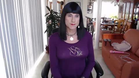 Snapshot of kellyannelynn chatting on 11, 10, 2025 kellyanne Lynn but please call me fucktoy online show from 11, 10, 2025