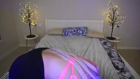 Snapshot of kellybabbe chatting on 10, 10, 2025 Kelly online show from 10, 10, 2025