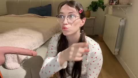 Kelly online show from 14, 6, 2026