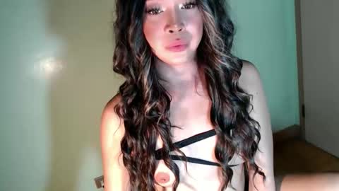 its me KELLY online show from 29, 9, 2025