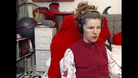 kelly online show from 13, 2, 2025