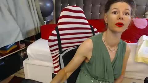 kelly online show from 31, 5, 2026