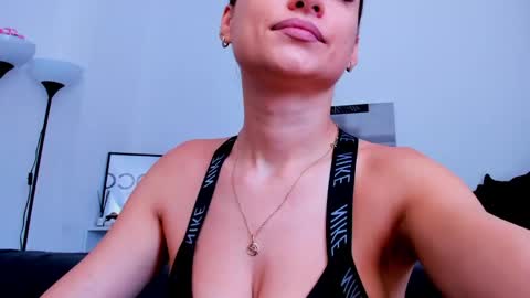 kellysmits online show from 5, 6, 2026