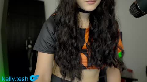 Kelly online show from 8, 10, 2025