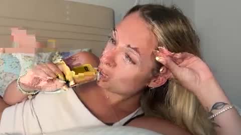 Kelsey Blu online show from 13, 6, 2026