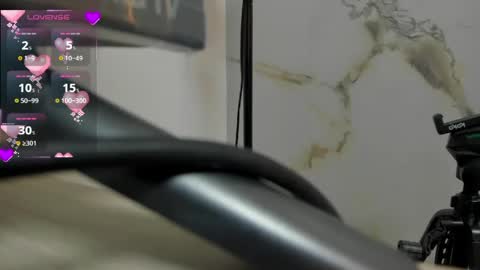    online show from 30, 4, 2026