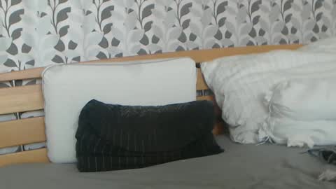 kelywild20 online show from 2, 3, 2025