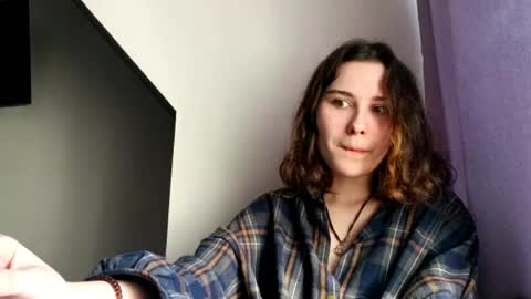 Emily online show from 19, 4, 2026