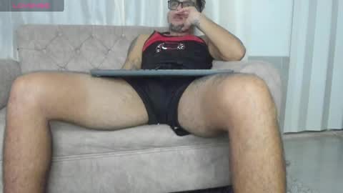 Snapshot of ken_cooper chatting on 28, 1, 2025 ken cooper online show from 28, 1, 2025