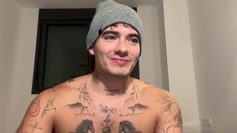 luis carlos esteban online show from 9, 11, 2025