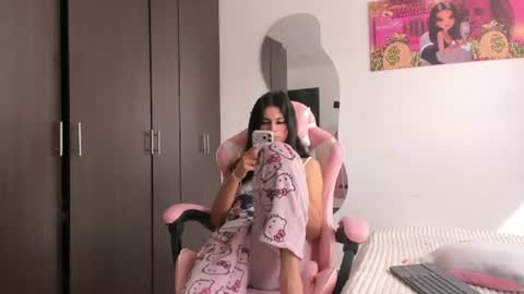 Snapshot of kendal_hot1 chatting on 1, 7, 2026 Aleja3 online show from 1, 7, 2026