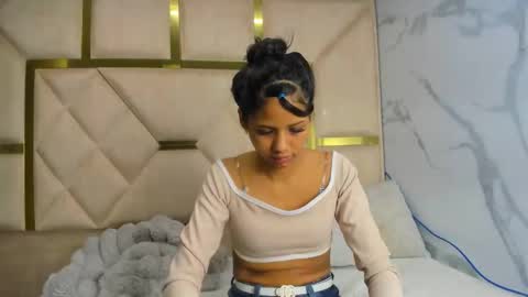 Snapshot of kendall69__ chatting on 19, 11, 2025 kendall69__ online show from 19, 11, 2025