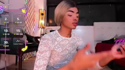Snapshot of kendra_bailey chatting on 8, 7, 2026 Kendra Bailey online show from 8, 7, 2026