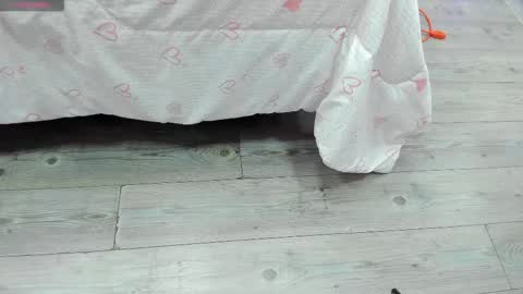 Kendra London online show from 28, 3, 2026