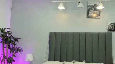 Snapshot of kendra_london chatting on 16, 7, 2026 Kendra London online show from 16, 7, 2026
