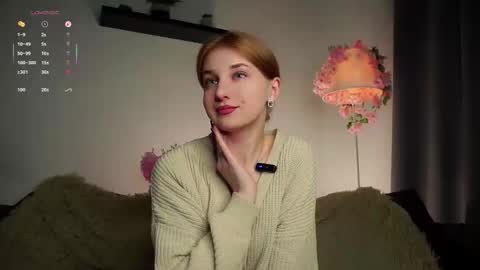 Snapshot of kendrabarby chatting on 15, 10, 2025 Eva online show from 15, 10, 2025