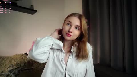 Snapshot of kendrabarby chatting on 5, 11, 2025 Eva online show from 5, 11, 2025