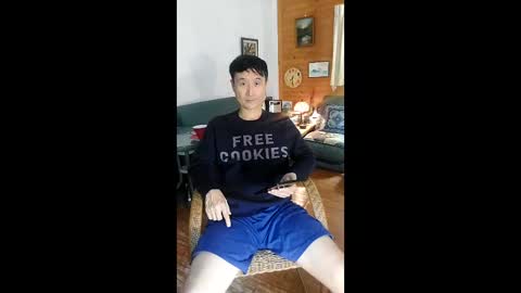 Snapshot of kenhiking chatting on 8, 4, 2026 kenhiking online show from 8, 4, 2026