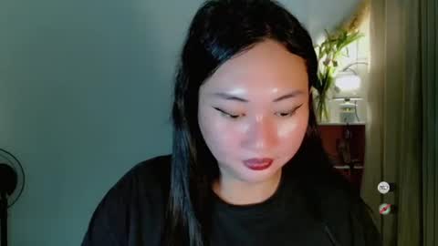 Snapshot of kennaxx69 chatting on 24, 10, 2025 kennaxx69 online show from 24, 10, 2025